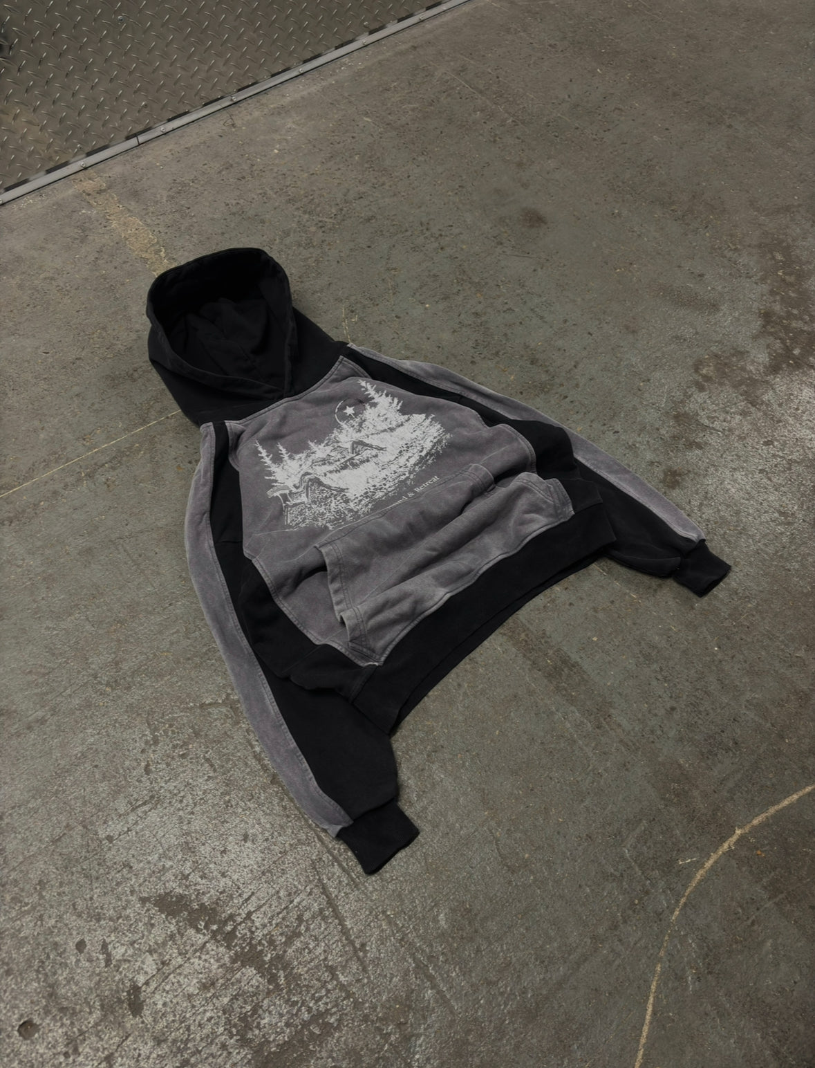 GRIEFWOOD HOODIE