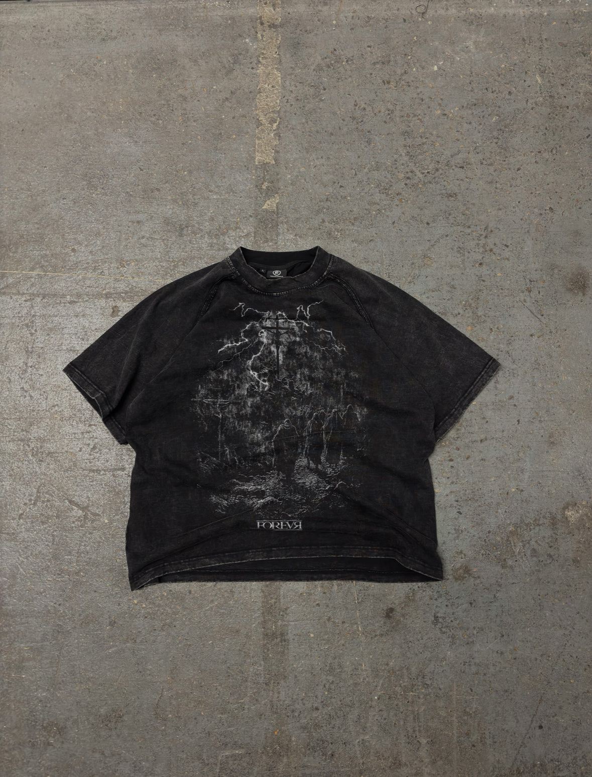 BLIGHT TEE